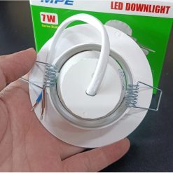Đèn led downlight âm trần điều chỉnh hướng chiếu sáng mặt tròn 7W ánh sáng vàng DLA2R-7V MPE