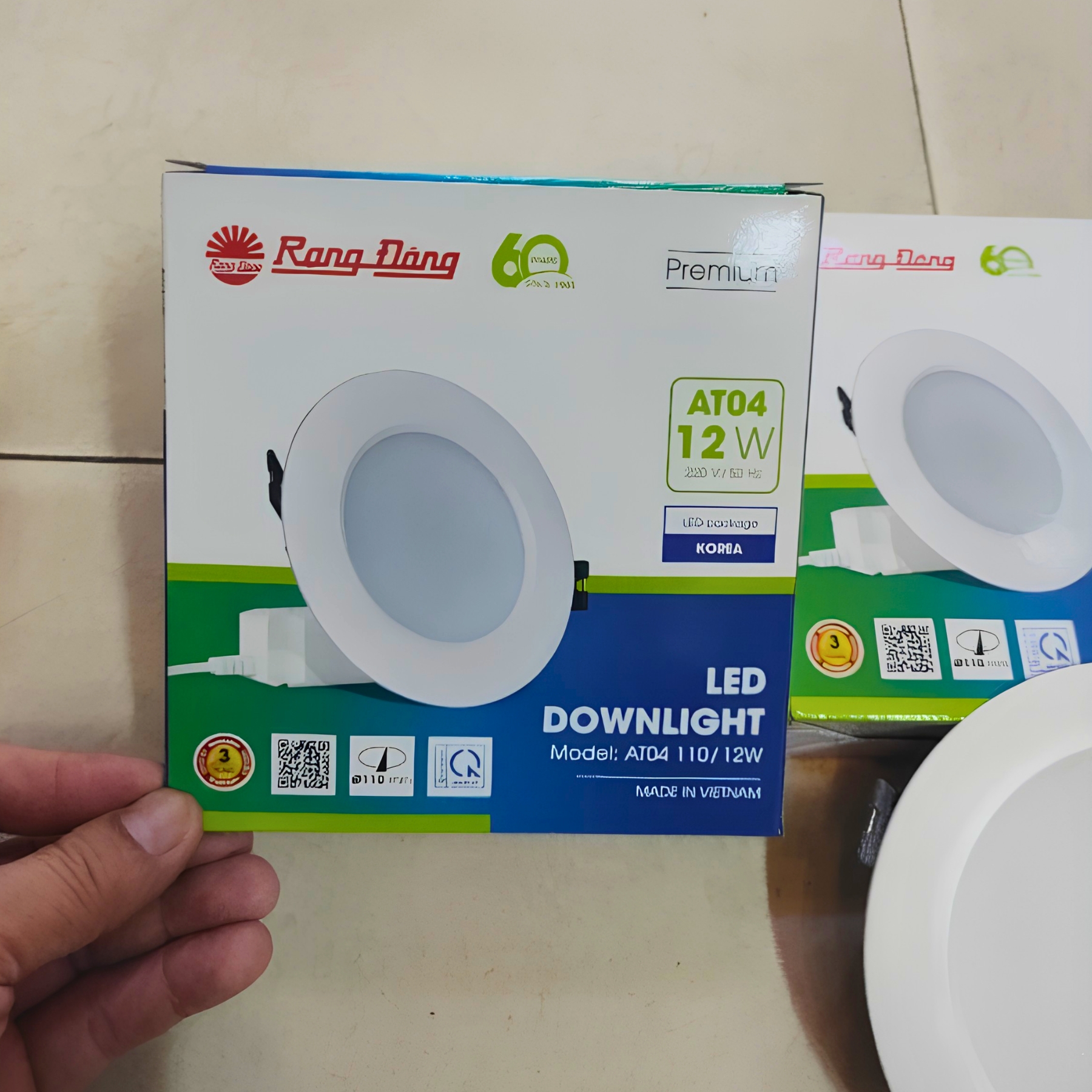 Đèn LED Downlight âm trần 12W lỗ khoét 110mm ánh sáng trắng AT04 110/12W 6500K Rạng Đông