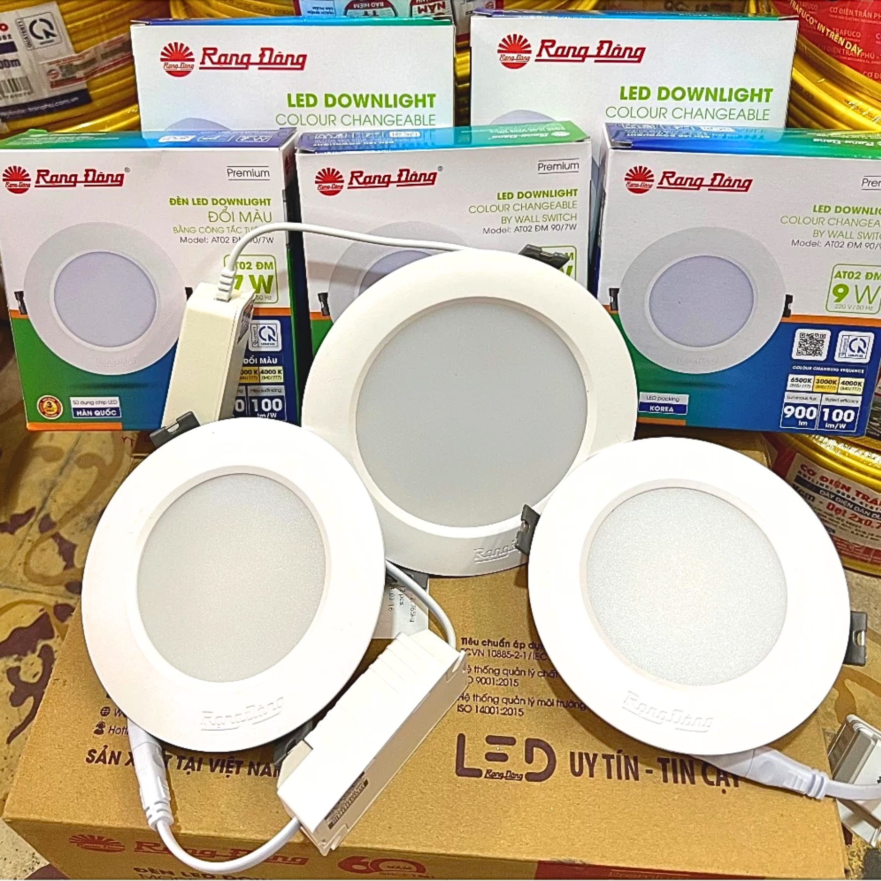 Đèn LED Downlight âm trần 9W đổi màu AT02 110/9W Rạng Đông
