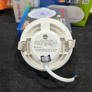Đèn LED Downlight âm trần diệt khuẩn 7W ánh sáng trắng AT21.UV 90/7W 6500K Rạng Đông