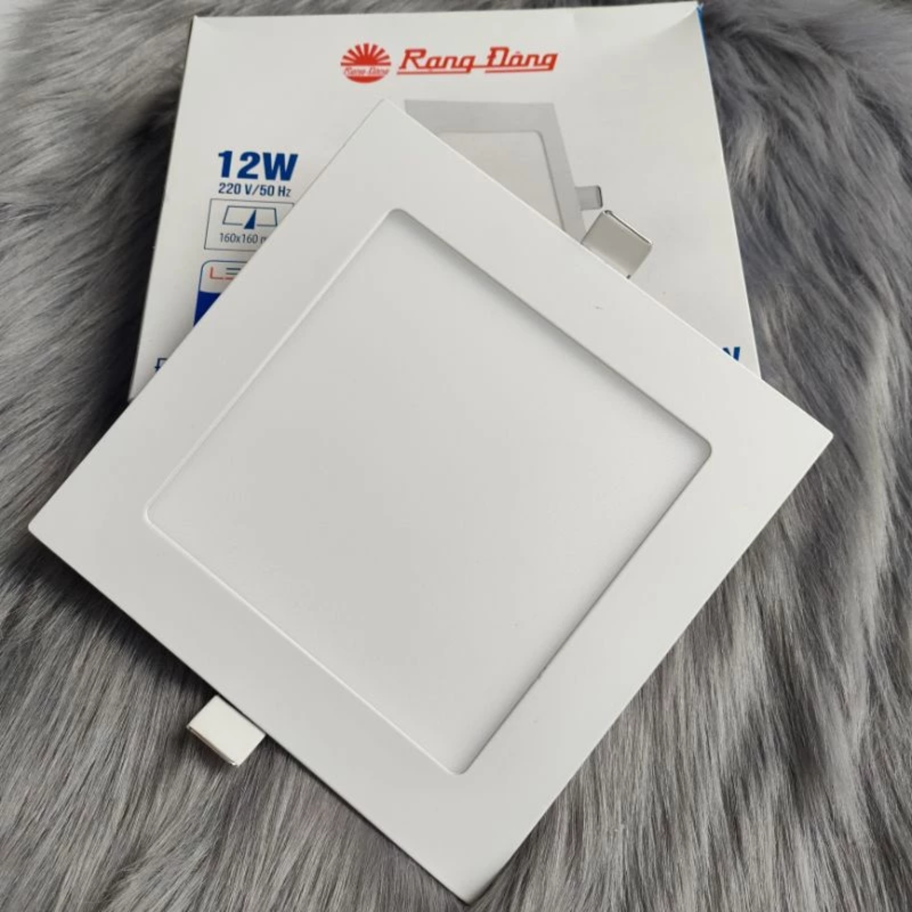 Đèn LED Panel âm trần 12W hình vuông ánh sáng trắng PN04 160x160/12W 6500K Rạng Đông