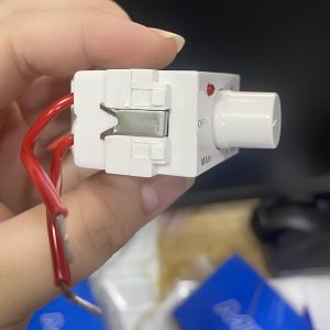 Bộ điều chỉnh độ sáng đèn 1200W-200VAC mã A6V1200L MPE - Thiết bị điện Mai Linh Electric