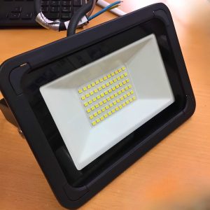 Đèn led pha 30W ánh sáng trắng FLD2-30T MPE