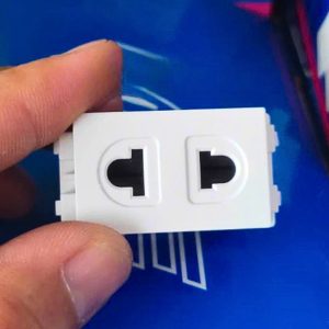 Hạt ổ cắm 2 chấu vặn vít mã A6USV MPE - Thiết bị điện Mai Linh Electric