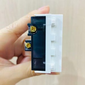 Ổ cắm đa năng A60 2 Module vặn vít mã A6UESM-2 MPE - Thiết bị điện Mai Linh Electric