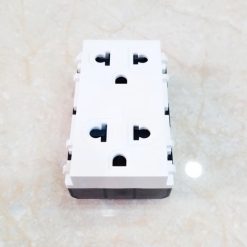 Ổ cắm đôi 3 chấu mã A6UES2 MPE - Thiết bị điện Mai Linh Electric
