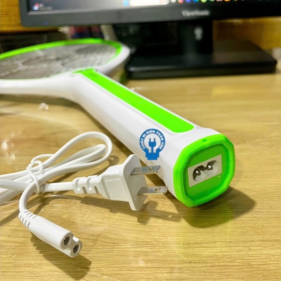 Vợt muỗi có 2 chế độ hoạt động - Tích hợp đèn led chiếu sáng VM2 MPE - Thiết bị điện Mai Linh Electric